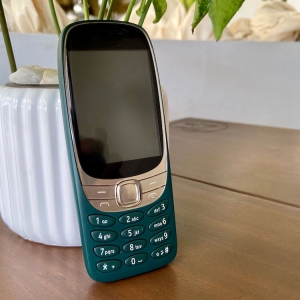 Điện thoại Nokia 6310 - 2 sim 4G, số to, chữ to - FullBox