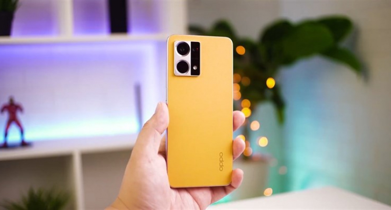 Trên tay OPPO Reno7 4G: Giá hơn 8 triệu*, thiết kế sang trọng, màu cam rất bắt mắt, cấu hình ổn với con chip Snapdragon 680